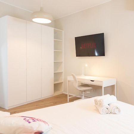 Dreams Exclusive Apartments With Terrace - Free Parking - M1 Station - Near Center Mediolan Zewnętrze zdjęcie
