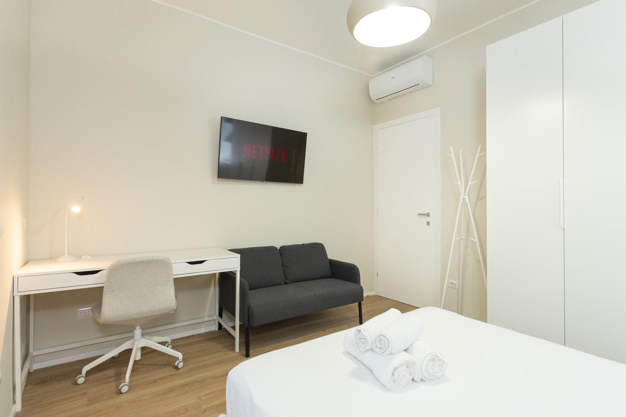 Dreams Exclusive Apartments With Terrace - Free Parking - M1 Station - Near Center Mediolan Zewnętrze zdjęcie