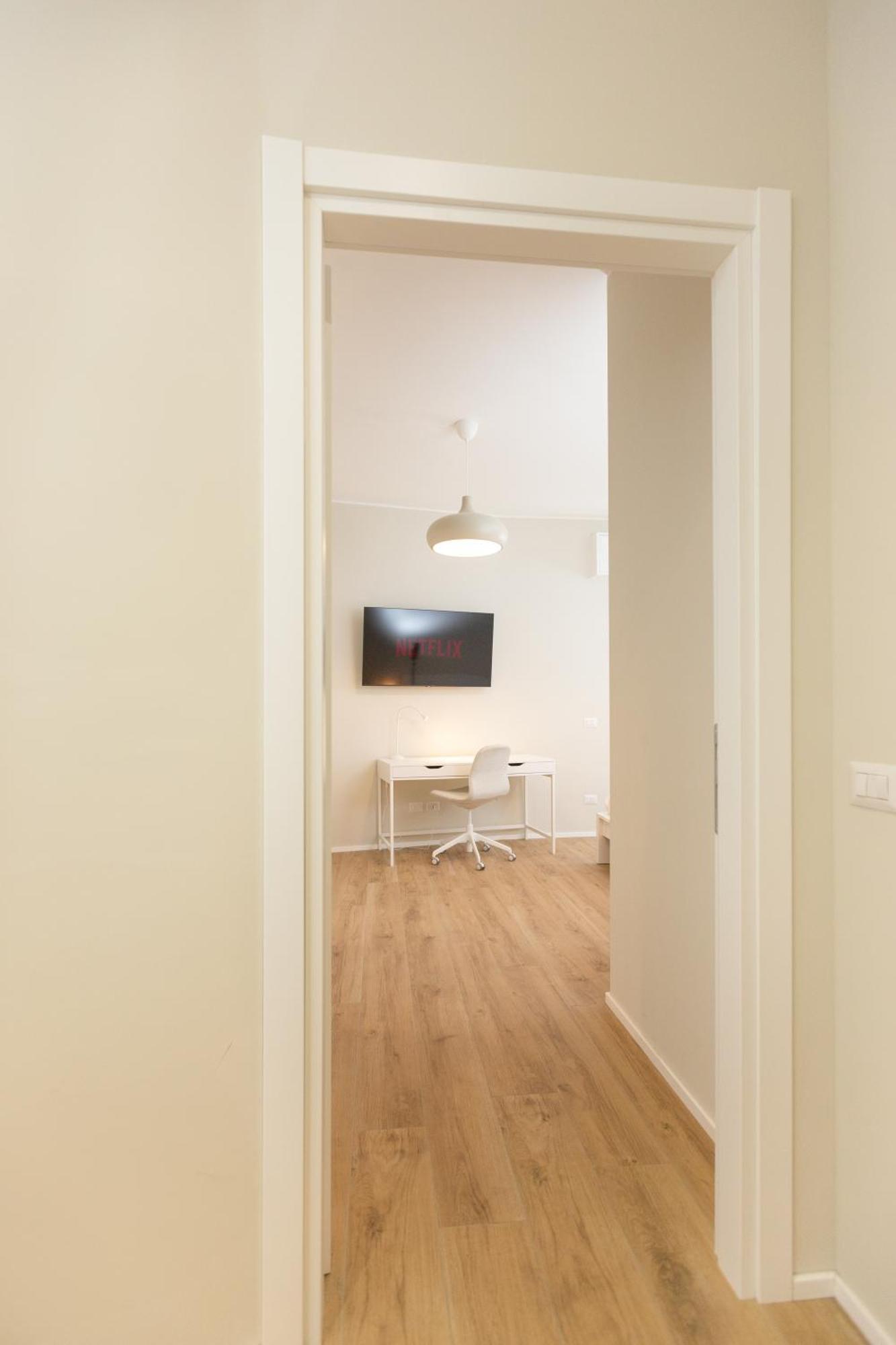 Dreams Exclusive Apartments With Terrace - Free Parking - M1 Station - Near Center Mediolan Zewnętrze zdjęcie