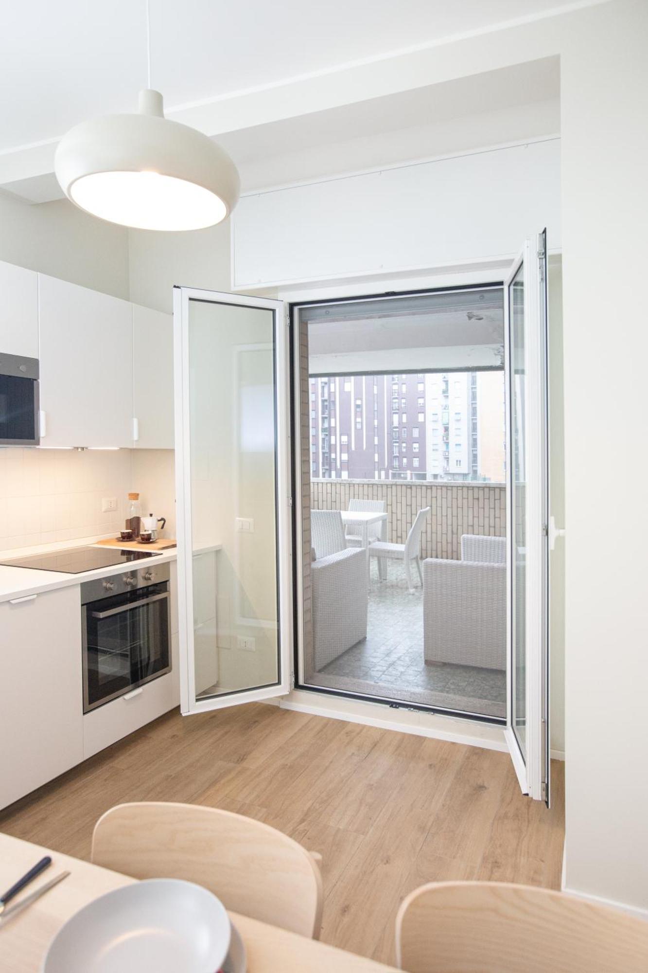 Dreams Exclusive Apartments With Terrace - Free Parking - M1 Station - Near Center Mediolan Zewnętrze zdjęcie