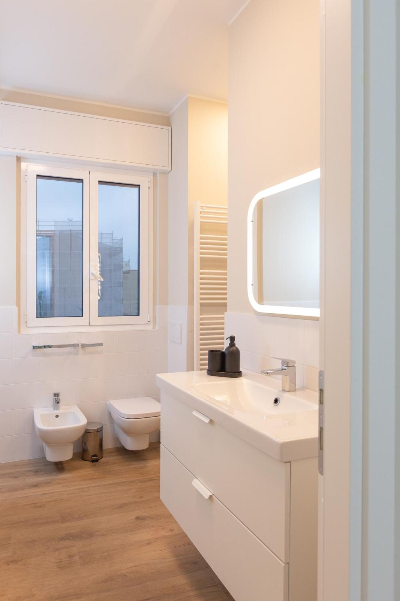 Dreams Exclusive Apartments With Terrace - Free Parking - M1 Station - Near Center Mediolan Zewnętrze zdjęcie